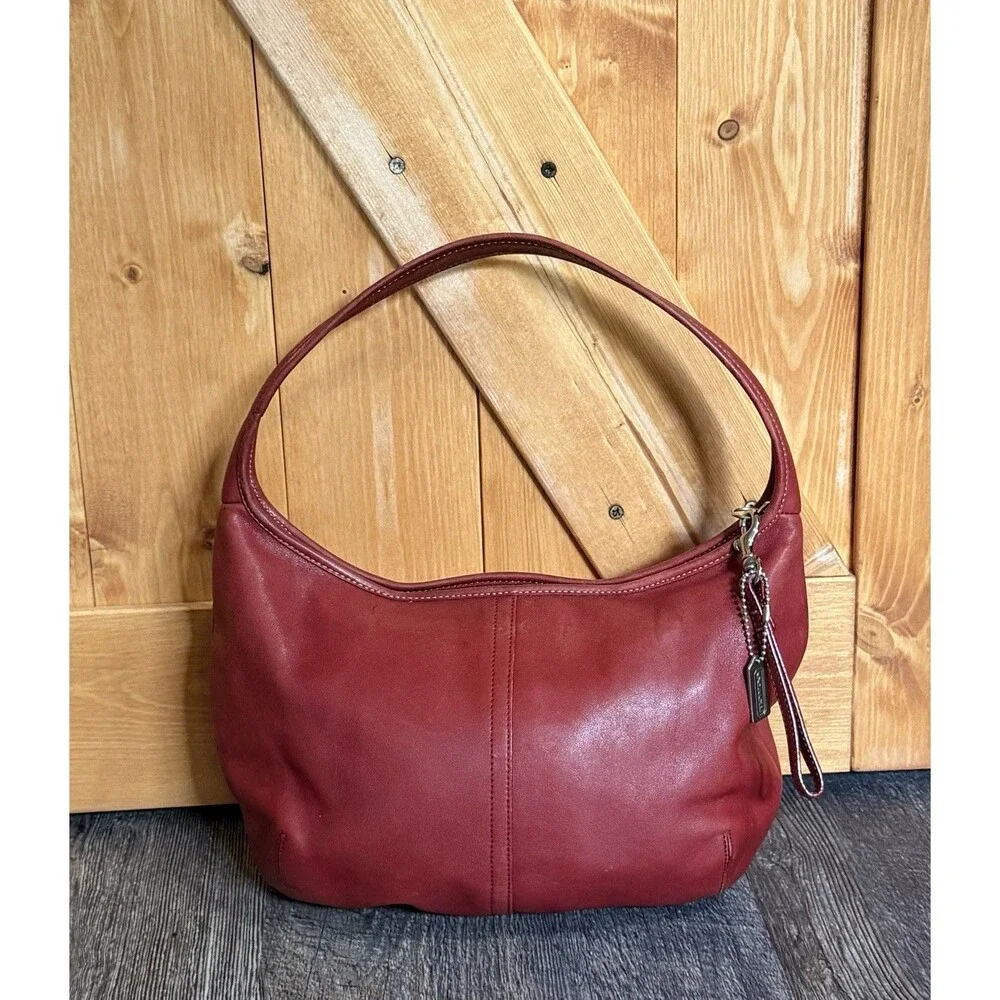 Coach Ergo 9219 Red Leather Hobo Shoulder Bag Y2K Vintage Zip Purse